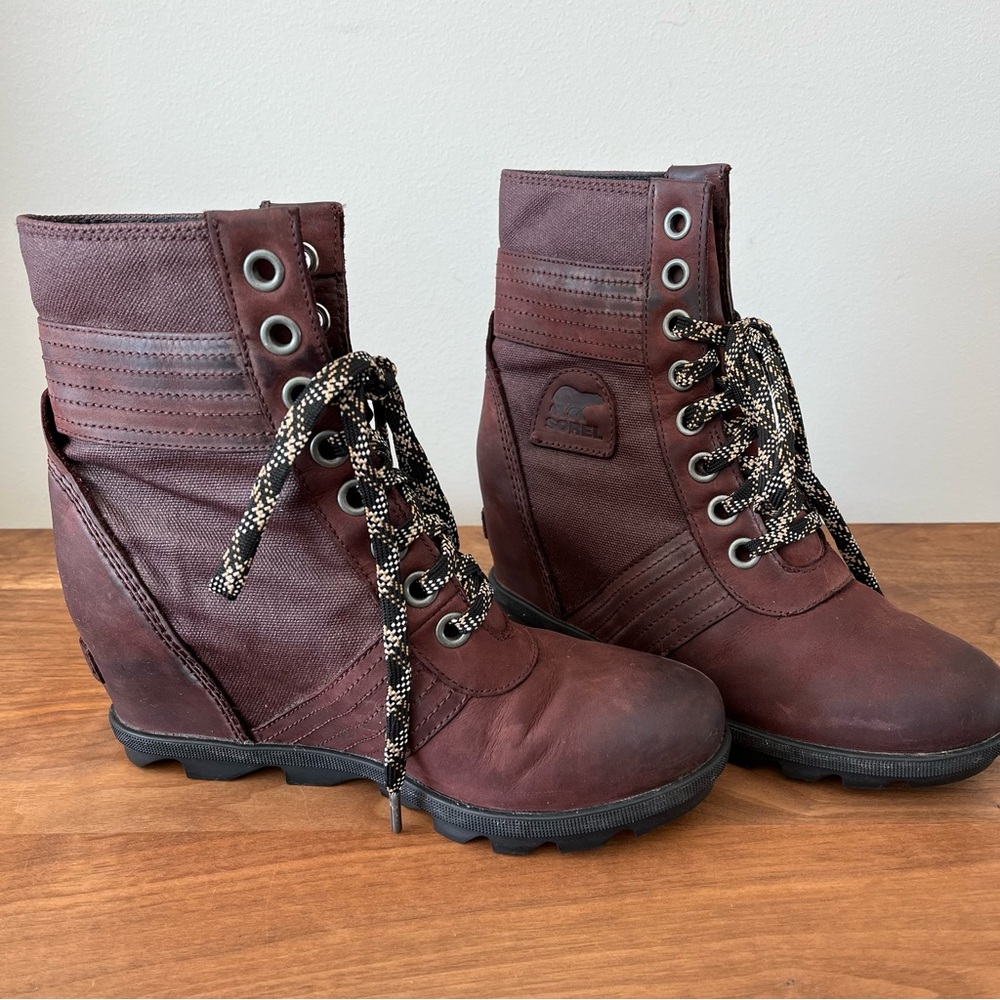 Sorel: Lexie Waterproof Wedge Boots: Cattail: Women's Size 8.5